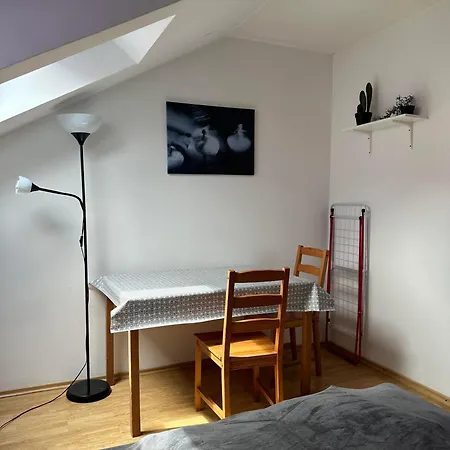 Проживание в семье B Private In Center In *